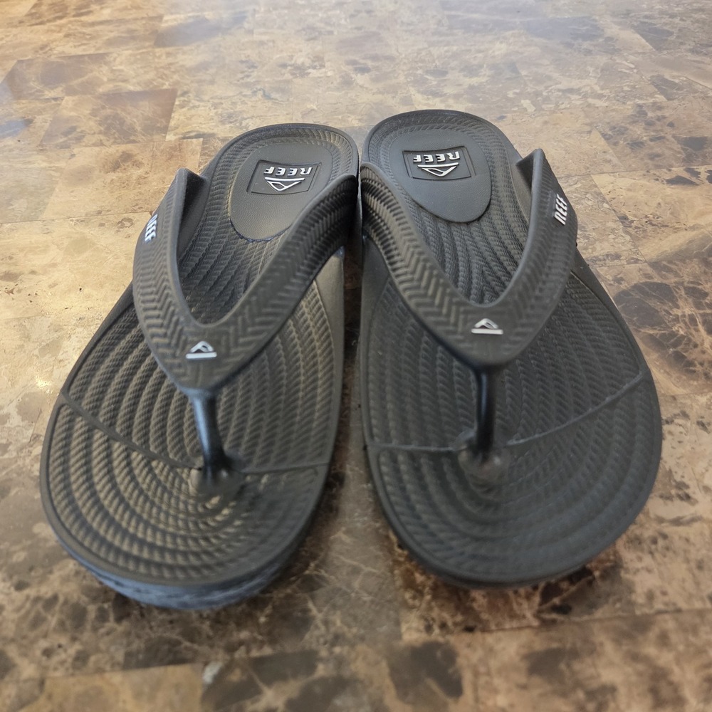 Reef Women's Water Court Thong Flip Flop Sandals black Size 8 beach vacation - Picture 4 of 13